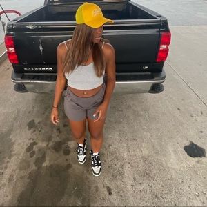 Meet your Posher, Brianna